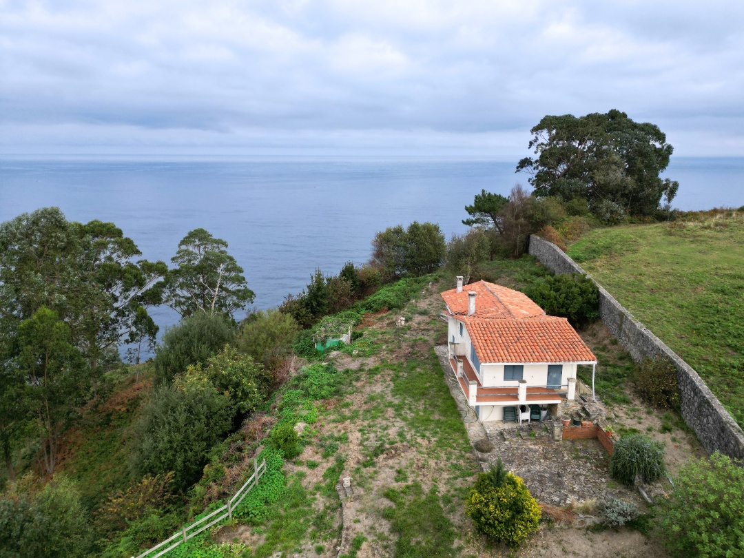 El Cantábrico como único vecino